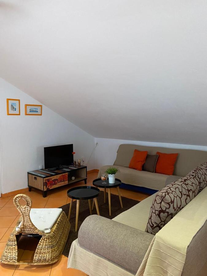 Apartment Lara ราบ ภายนอก รูปภาพ